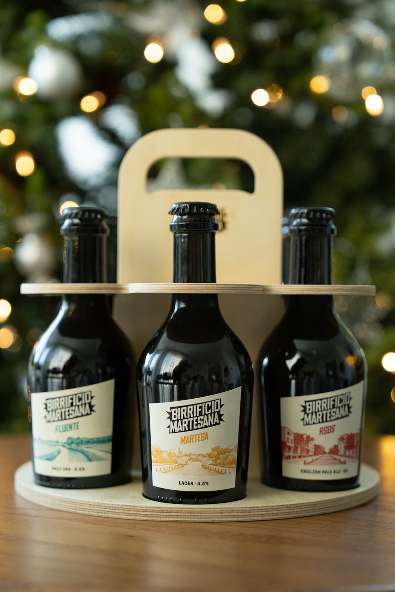 Confezione regalo – Trasportino in legno con 6 birre da 33 cl